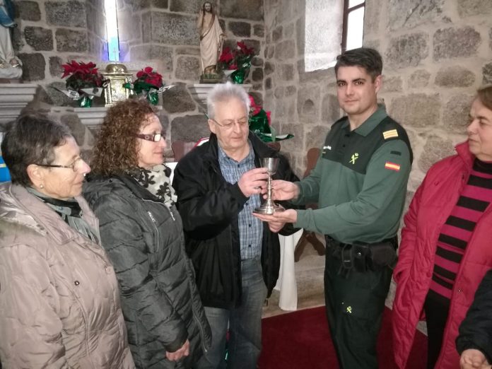 Recuperan en Madrid un cáliz del siglo XIX robado hace 35 años en Tomiño