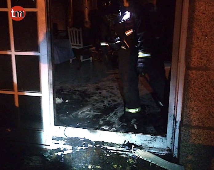 El GES de O Val Miñor sofoca un incendio en una casa de Nigrán