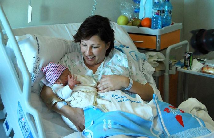 El primer bebé nacido en Galicia es de Goián