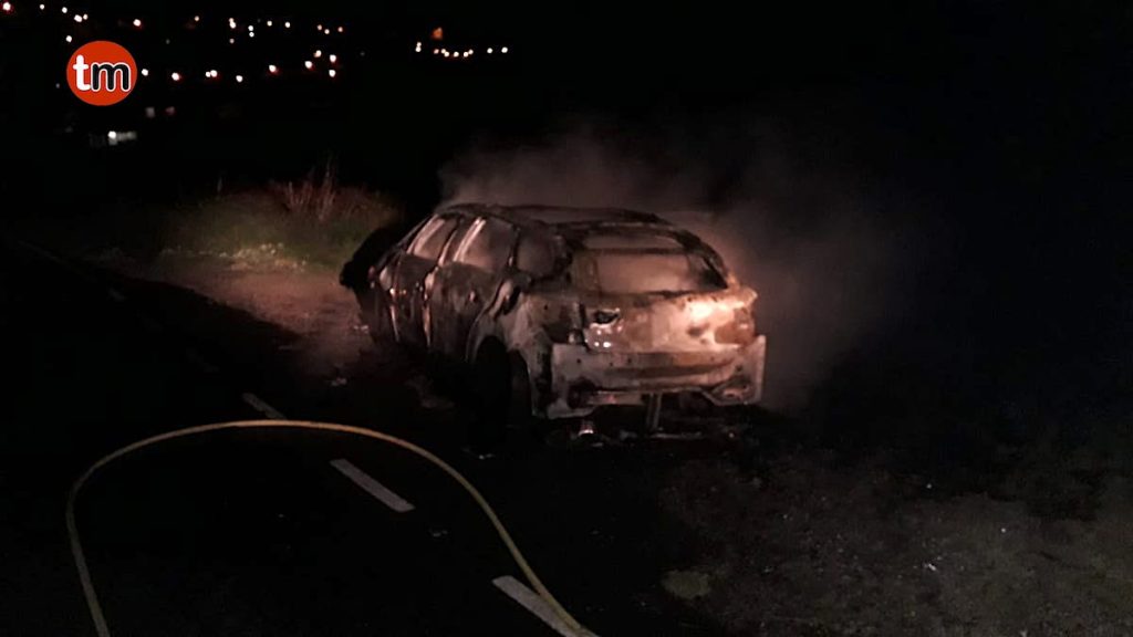 Arde un coche en marcha en A Guarda