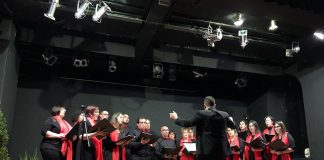 Gran afluencia de público en el primer concierto del ciclo de Música Coral en A Guarda