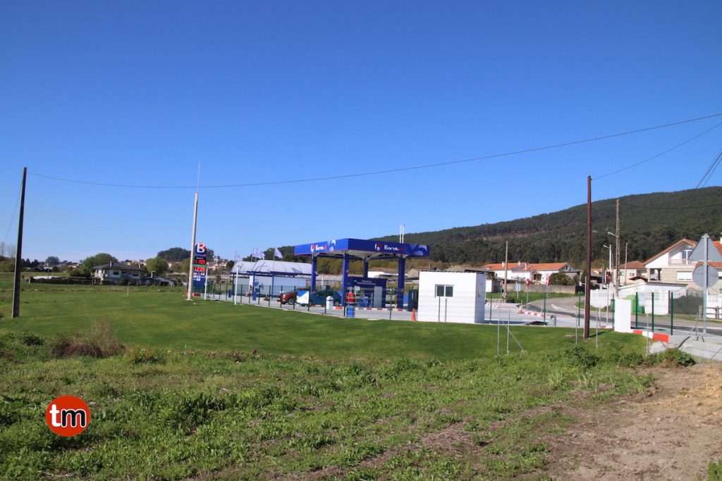 Abre Baratoil, la nueva gasolinera de A Guarda 