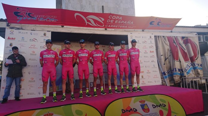 Cobos y Blanco no se dejaron sorprender por el viento en Ontur