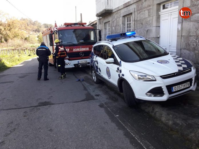 Rescatan a un octogenario con síntomas de hipotermia que se cayó al río Miñor en Mañufe