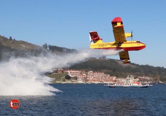 simulacro_ferry_avion_mino Un simulacro de colisión entre un avión y el ferry en el Río Miño moviliza a más de 100 profesionales