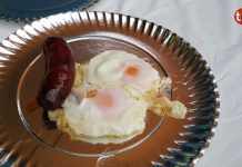 A Carrasca celebra la XIV fiesta gastronómica de los «Ovos con Chourizo»