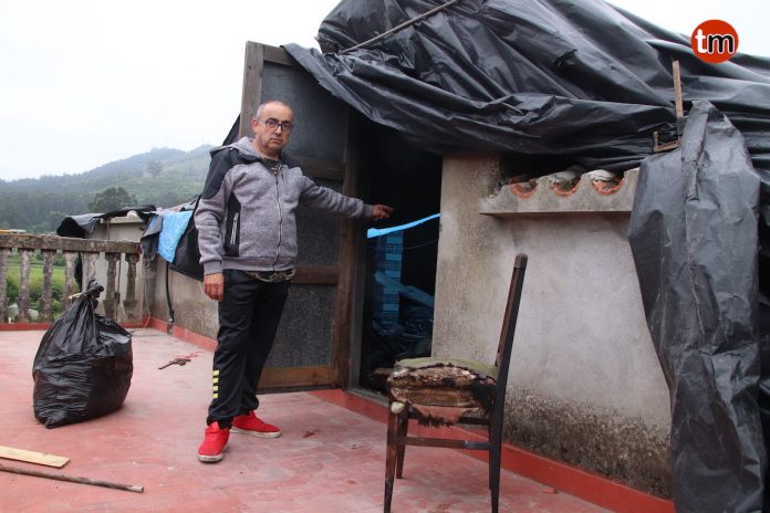 casa_quemada_aguarda_Joao_Luis_Pinto