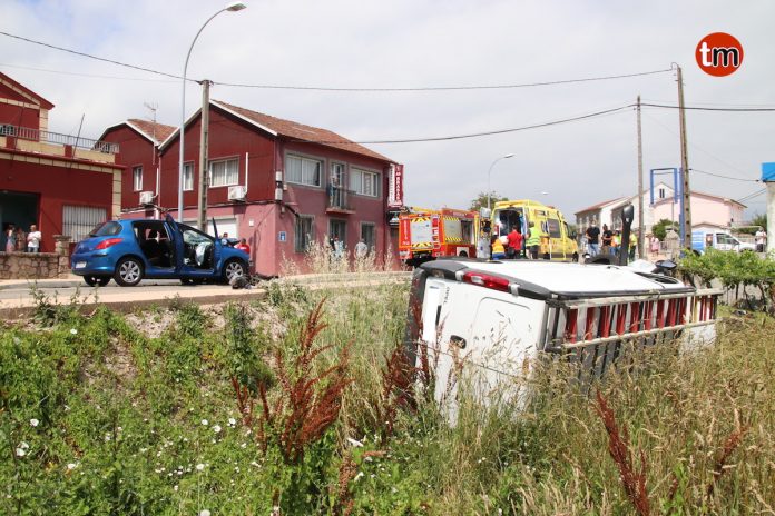 accidente_furgo_coche_tabagon