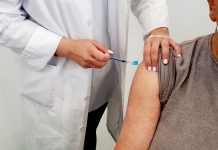 Las Socialistas de Tomiño exigen a la Xunta que vacune del COVID a los mayores en el Centro de Salud
