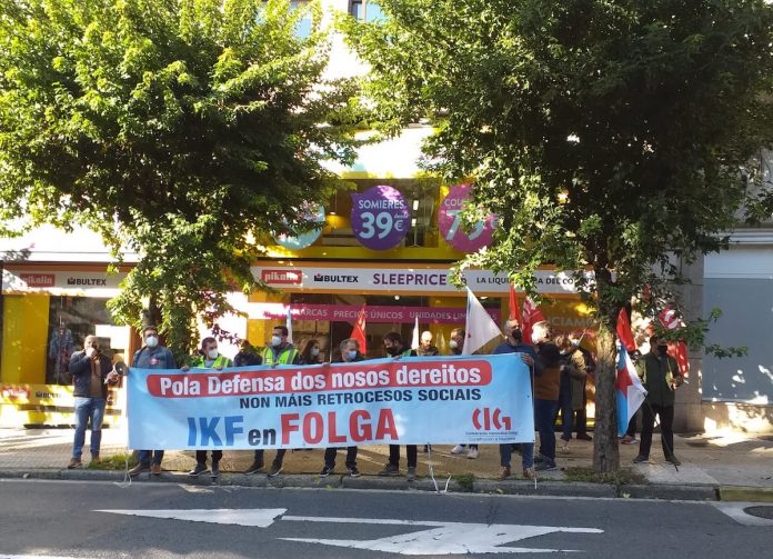 Protesta_IKF_Parlamento