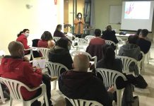 O Rosal ofrece una charla sobre la autonomía personal y su importancia en el crecimiento de los niños