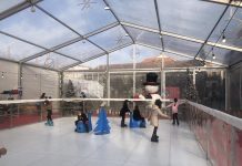 Baiona inaugura la pista de hielo gratuita