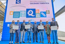 La oficina de turismo de Baiona recibe el reconocimiento de la Xunta por su trabajo en favor de la calidad