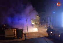 Arden dos contenedores de madrugada en A Guarda