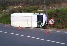 Aparatoso accidente sin heridos en Gondomar