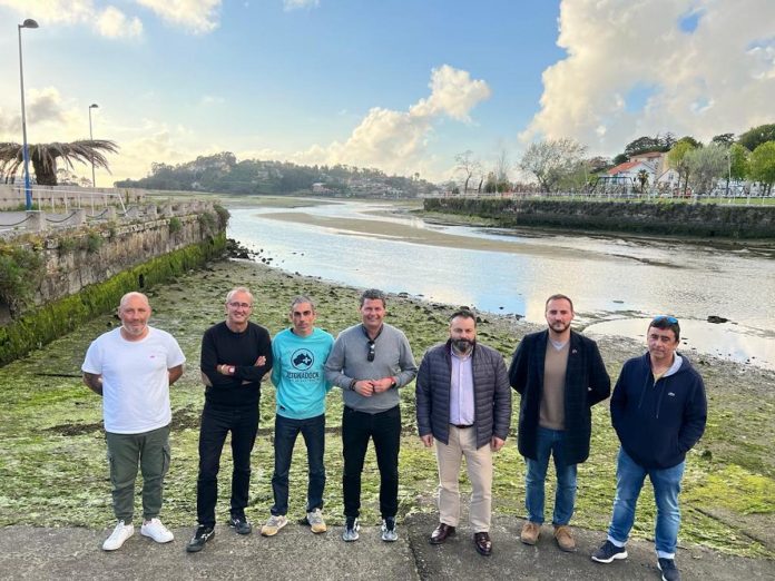 Alcaldes Val Minor Estuario A Foz y Miembros Cofradía Anunciada