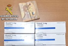Dos detenidos en Baiona por falsificar recetas para adquirir medicamentos para hacer droga