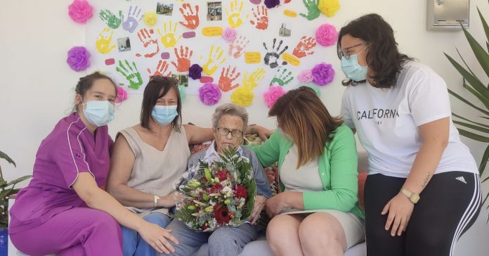Leo cumpre 103 anos
