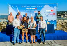 Baiona encumbra a los nuevos campeones gallegos de A Dos