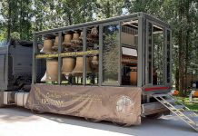 El Carillón más grande del mundo con 63 campanas que suman 7 toneladas de bronce visita Tui