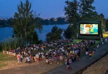 El Paseo Fluvial de Tui acoge la proyección de la película de animación Arrietty