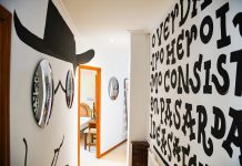El Barbeira Season Fest crea su propio hotel pop up en el centro de Baiona