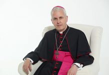 Tui entrega el sábado la Medalla de Oro del Concello al obispo D. Luis Quinteiro Fiuz