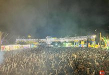Más de 10.000 personas vibraron al ritmo de París de Noia en Praia América