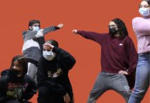 Performance teatral ‘Agentes AntiBulos’ en A Guarda