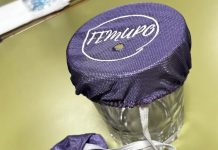Femupo presenta en Tomiño el cubre vasos Drink Safe contra la sumisión química