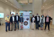 La flota del cerco gallega se alía con los placeros para promocionar su producto