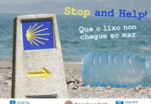 Jornada de limpieza de basura marina en la playa de Camposancos