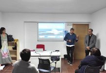 Baiona acoge una jornada informativa y de orientación sobre el sector del mar