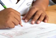 A CIG-Ensino denuncia 86 vacantes de profesorado sen cubrir só na comarca de Vigo