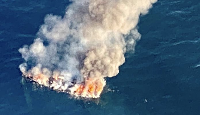 velero flecha ardiendo