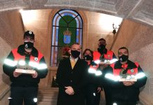 C21 felicita a la Policía Local y a Protección Civil de Tui por las medallas recibidas