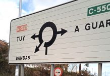 O BNG en Tui e Galiza Nova denuncian «unha nova deturpación da nosa toponimia por parte das institucións»