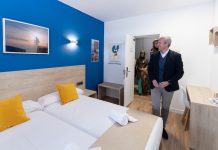 Rueda participa en la inauguración del Hotel Alda Santa Tegra