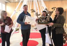 Baiona entrega los diplomas del Certamen de Micro- Belenes y Belén Familiar