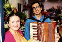 Nigrán ofrece el concierto de Leni Pérez y Roberto Comesaña con un taller de percusión previo