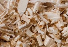 A Guarda pone a disposición de los vecinos estructurante para compost