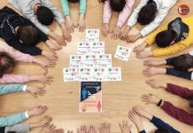 Alumnos del CEIP Mestre Manuel García de Oia celebran el 8M
