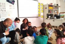 Los niños de O Porriño descubren la magia de la visión
