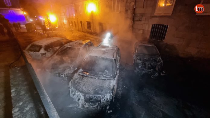 coches calcinados tui1