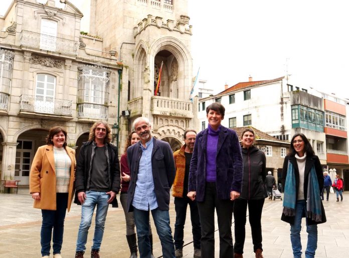 Primeiro tramo da lista do BNG xunto con Ana Pontón