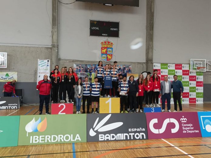 podium liga badminton baiona 23