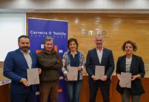 Tomiño y Gondomar inician su Camino de Santiago