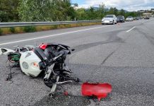 Un fallecido en Valença tras una colisión entre dos motos y un vehículo con matrícula española