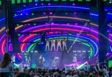 París de Noia, La Banda de Ayer, sardiñada y fuegos de lucería en Praia América