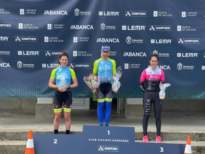 Podio Rois Team Oiense Women
